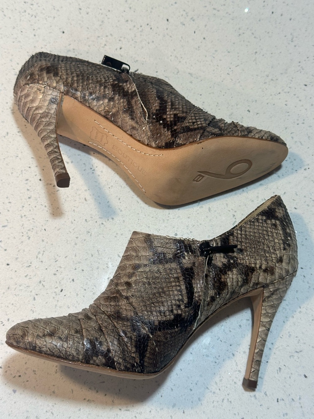 Boutique 9 Genuine Leather Snakeskin Print Ankle Booties Size 8